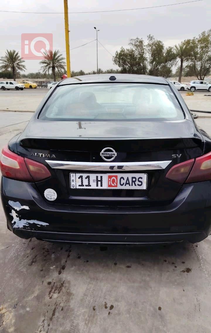 نيسان ألتيما